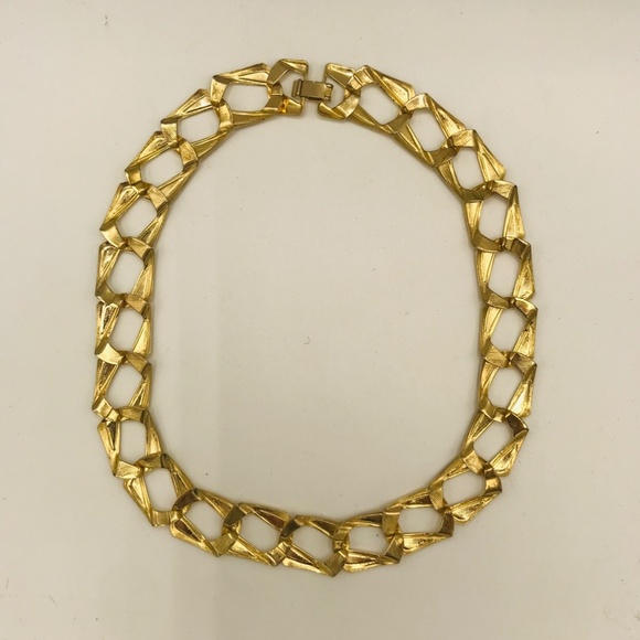 Vintage Chunky Black + Gold Chain Necklace - Picture 5 of 5